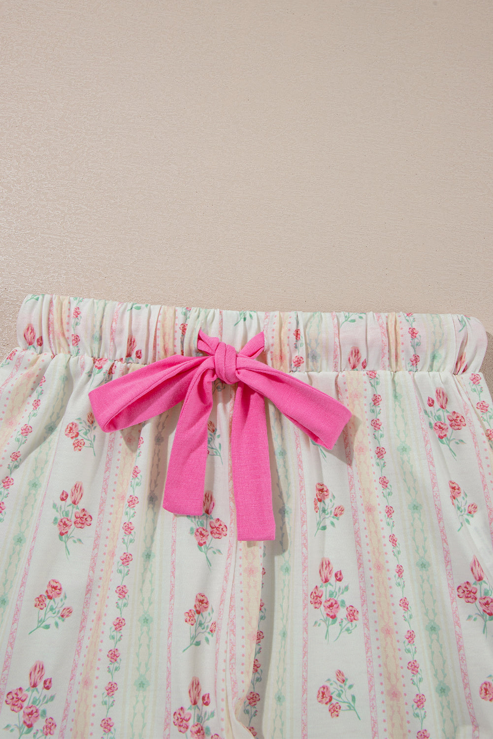 Beige Bow Fruit Print Contrast Pipping Short Pajamas Set